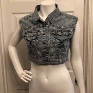 Whoop Blooz distressed Jean crop vest Size L back to school teacher date night